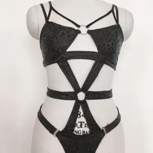 Nieuwe Dominatrix Vrouwen Sexy Lingerie Volwassen Dame Driepunts Een Stuk Uitgehold Gothic Erotische Fetisj Zwarte Lingerie