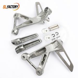 Support de repose-pieds avant gauche/droit en aluminium argenté durable et remplaçable pour moto <span class=keywords><strong>CB500F</strong></span> 16-23 CBR500R 16-23 - Product Image 2