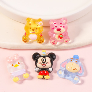 Dibujos animados lindo oso crema resina pegamento ecológico DIY joyería accesorios teléfono funda y nevera imán Navidad <span class=keywords><strong>Kawaii</strong></span> artesanías - Product Image 1