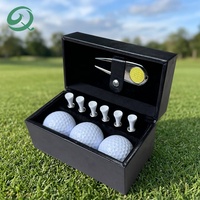 Boîtes d'emballage de manchon cadeau personnalisé de haute qualité étui en cuir accessoires de golf balles de golf multicolores t-shirts ensemble d'outils Divot