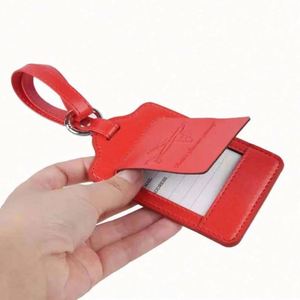 ชุดแท็กติดกระเป๋าหนังแท้กันขโมยและซองใส่พาสปอร์ต RFID ลายตัวอักษร พร้อมจำหน่าย อุปกรณ์เสริมสำหรับการเดินทาง - Product Image 2