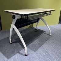 Bureau de travail modulaire pliable moderne, mobilier scolaire moderne pour l'école primaire, table de formation et de conférence pliable en gros