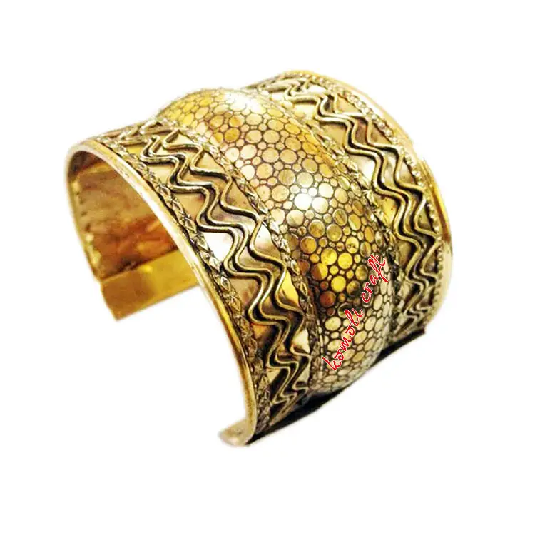 Fatti a mano acquaforte design in ottone dorato braccialetti del polsino dei braccialetti
