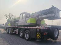 Prix Réduit - Grue sur Camion ZOOMLION ZTC800V 80 Tonnes d'Occasion en Excellent État de Fonctionnement, Haute Efficacité, à Vendre
