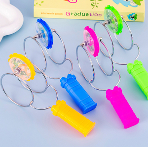 Hot Bán LED Từ Con Quay Đồ Chơi Unisex Sáng Tạo Tay Phong Trào Đồ Chơi Nhựa Ánh Sáng-up Tay Con Quay Thần Cổ Điển Đồ Chơi Cho Trẻ Em - Product Image 2