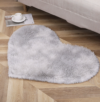 Tapis en velours PV en forme de cœur sur mesure, tapis moelleux à poils longs, antidérapant, pour la décoration du salon et de la chambre