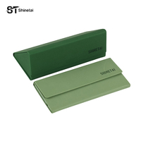 Vente en gros de nouveaux étuis à lunettes portables en cuir PU étui à lunettes de soleil pliable en forme de triangle pour lunettes