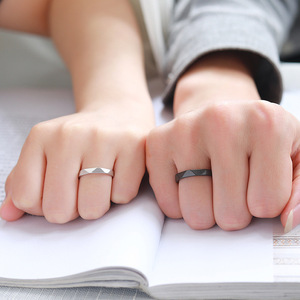 Anillo DE BODA expandible minimalista con diseño geométrico ajustable de estilo europeo y americano muestra gratis - Product Image 2