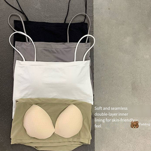 Elegante Top sin Mangas de una Pieza en Colores Beige, Gris, Blanco y Negro, Perfecto para Usar en Capas o como Prenda Exterior - Product Image 3