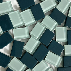 Juego de Mahjong Acrílico de Lujo Moderno Personalizado, Fichas de Mahjong Decorativas de Plástico Ecológico Grabadas, Juego de Mahjong Americano de 160 Piezas - Product Image 6