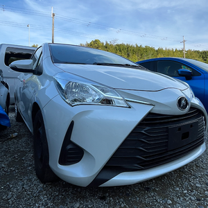 Phải chỉ đạo 2019 năm Hatchback Xe chở khách để bán tại Nhật Bản TOYOTA sử dụng vitz - Product Image 1