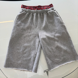 Pantalones cortos de chándal holgados estilo streetwear personalizados para hombre, de doble cintura, 3/4, para verano - Product Image 2