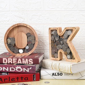 Vente en gros de tirelires en bois en forme de lettres de l'alphabet, grandes tirelires en bois pour enfants - Product Image 4