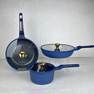 Ensemble de casseroles en aluminium moulé sous pression bleu royal moderne de luxe, 6 pièces, antiadhésif, avec couvercles en verre, poignées en bakélite, compatible induction - Product Image 4