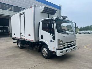 Camion <span class=keywords><strong>Ribaltabile</strong></span> Leggero Isuzu 4x2 da 3 Tonnellate, Motore Diesel Standard Euro 6, per Costruzioni e Trasporto Materiali Sanitari - Product Image 4