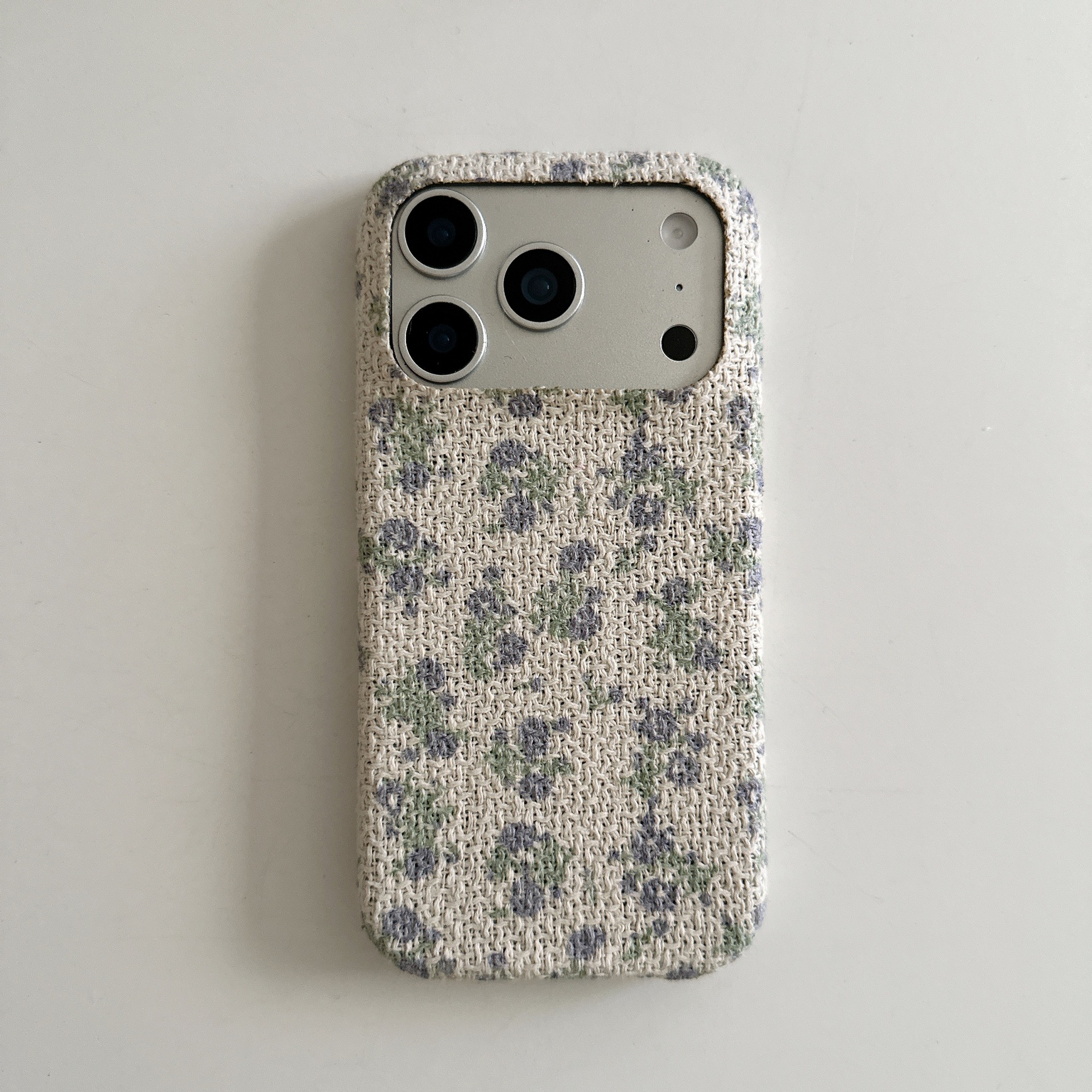 Full screen purple flower woven velvet