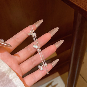 Đồ Trang Sức Thời Trang Mới Hai Lớp Xếp Chồng Lên Nhau Ginkgo Lá Vòng Đeo Tay Tinh Tế Của Phụ Nữ Vòng Đeo Tay Tùy Chỉnh Đồ Trang Sức Vòng Đeo Tay Bán Buôn - Product Image 3