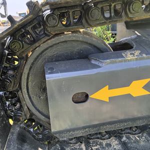 Excavatrice sur chenilles Komatsu PC220-8 d'occasion, 23,1 tonnes, avec une force de creusement de 17 500 kgf et une profondeur de creusement de 6 920 mm, à vendre - Product Image 4