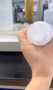 Loción Sin Enjuague Nutritiva, Suavizante e Hidratante Vegana y Orgánica de Marca Propia con Aceite de Almendras Dulces, Saw Palmetto y Té Verde para Cabello Seco - Product Image 6