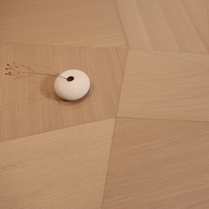Parquet <span class=keywords><strong>en</strong></span> chêne Plancher <span class=keywords><strong>en</strong></span> bois Parquet personnalisé Plancher <span class=keywords><strong>en</strong></span> bois d'ingénierie pour plancher <span class=keywords><strong>en</strong></span> bois dur trapézoïdal d'intérieur <span class=keywords><strong>Planche</strong></span> de chêne - Product Image 4