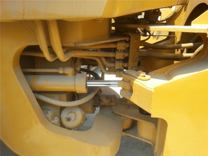 รถตักล้อยาง Caterpillar 936E มือสองจากจีน พร้อมเครื่องยนต์ มอเตอร์ และปั๊ม  ขายในจีน - Product Image 4