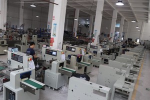 Bibo Automatic Condom Packaging <b>Machine</b> for Apparel Cigarettes & Food With Gluing & Labeling Functions Bibo Condom Packaging Mac - Product Image 3