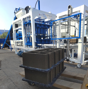 <span class=keywords><strong>QT4</strong></span>-<span class=keywords><strong>15</strong></span> tự động lồng vào nhau paver bê tông khối Khóa liên động máy móc khuôn dây chuyền sản xuất máy làm gạch tro bay - Product Image 6