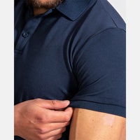 Personnalisé Respirant Ajusté Piqué Tissu Stretch Poignets Élastiques Polo Trois Boutons Muscle Fit Coton Spandex Polo Hommes