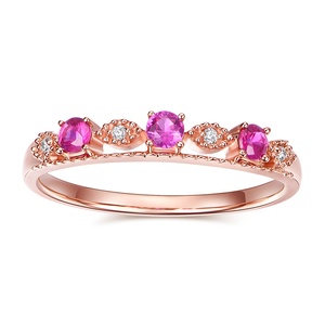 แหวนเงินแท้ 925 ประดับเพชรซิคอนจาก UM Jewelry ดีไซน์โดดเด่น ขัดเงาอย่างประณีต เหมาะสำหรับขายส่ง ของขวัญงานเลี้ยง งานครบรอบ หรืองานแต่งงาน - Product Image 2