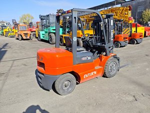 2.5/3/5/7/10/15/16/25/30-Ton <b>Used</b> Diesel HELI TCM KOMATSU T-O-Y-O-T-A kalmar jac CPCD30 Forklift truck ISUZU japanese ENGINE - Product Image 5