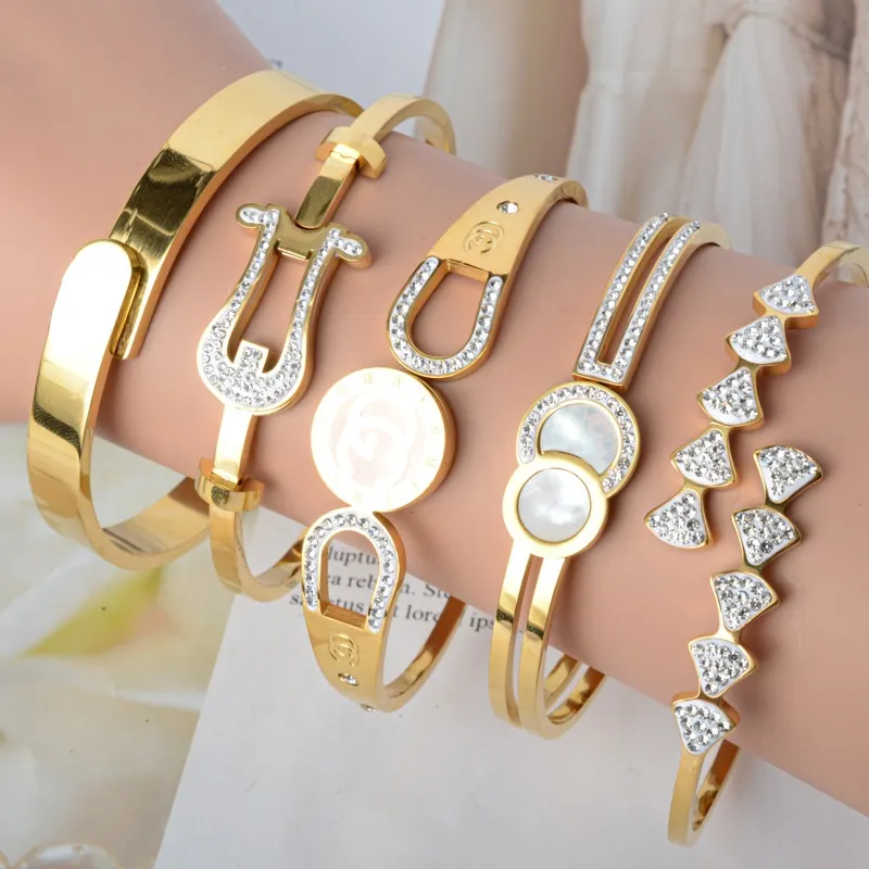 Perhiasan Mode Bijoux Gelang Baja Tahan Karat Perhiasan Campuran Aneka Pergelangan Tangan Wanita Gelang Murah Perhiasan Acak Bangle 316l