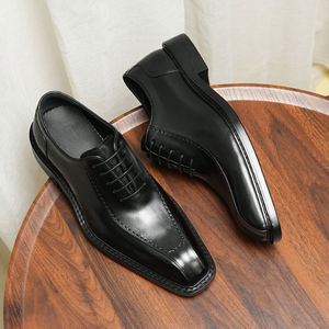 Zapatos de Cuero de Negocios para Hombre, Estilo Clásico, de Alta Calidad y Gran Venta, con Suelas Gruesas y Construcción en Cuero Genuino - Product Image 6