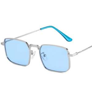 Gafas de Sol Personalizadas con Logotipo 2025, Moda Punk para Hombre y Mujer, Lentes Degradados Transparentes, Protección UV400, Montura Metálica Cuadrada - Product Image 1