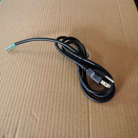 Câble d'alimentation CA standard américain, isolation en PVC solide, prise femelle IEC CN 110V pour ordinateur de bureau PC CE pour la vente en gros