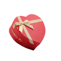 Op maat gemaakte hartvormige Valentijnsdag cadeauverpakking van stevig papierlinnen met deksel en bodem