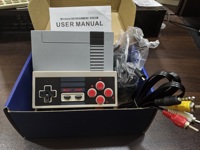Console de jeux rétro avec 620 jeux intégrés, système de mini-jeux classique avec manette filaire, sortie AV, plug and play, jeux vidéo