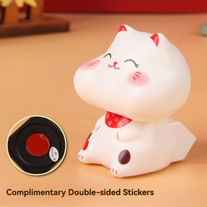 Nouveau chat porte-bonheur de 2 pouces, chat qui secoue automatiquement la patte, artisanat en plastique, figurines décoratives, chat Maneki Neko solaire - Product Image 6