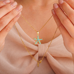Collier Pendentif en Laiton Plaqué Or Série Océan avec Zircon Cubique CZ, Motifs Étoile de Mer, Dauphin, Hippocampe, Queue de Sirène, Bijou de Cou Tendance pour Femme - Product Image 2