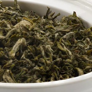 Bán buôn hữu cơ màu xanh lá cây chặt chẽ cán trà mùa xuân lỏng lá màu xanh lá cây biluochun trà - Product Image 2