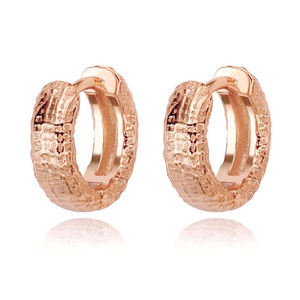 FOXI JEWELRY Venta al por mayor 10mm Pequeños pendientes Huggie Moda Retro Vintage Declaración Pendientes <span class=keywords><strong>de</strong></span> aro <span class=keywords><strong>de</strong></span> oro para mujer - Product Image 3