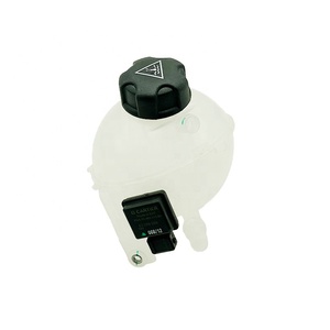 Car Parts Engine Degassing tank <strong>Water</strong> tank Expansion <strong>Container</strong> for Peugeot 3008 508 Citroen C4Picasso1.6T OE YL00924780 130381 - Product Image 2