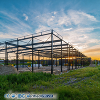 Constructeur de structures en acier, export direct d'usine à grande portée, avec normes de soudage certifiées CWB et CE