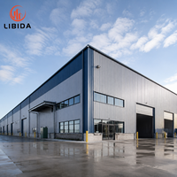 Nave Industrial Prefabricada de Acero de Gran Envergadura, Fábrica de Procesamiento Industrial, Planta de Producción con Estructura Metálica Anticorrosión