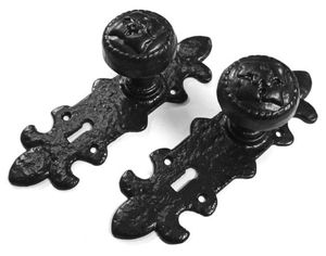 Manija de palanca de hierro de alta calidad para revestimiento anticorrosión de puerta principal con manijas de puerta y ventana fuertes y duraderas - Product Image 2