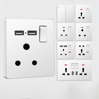 Prise murale universelle anti-choc 13A 250V avec ports USB-A/Type-C, indice IP21, pour usage commercial, commande en gros