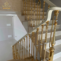Rampe d'escalier MEIXI moderne en alliage d'aluminium finition or K, motifs artistiques, hauteur réglable, design élégant et personnalisable