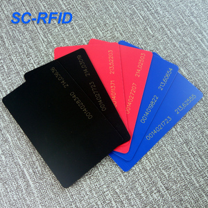 Cartes NFC professionnelles vierges personnalisables en PVC couleur unie (bleu/rouge/vierge) avec puce RFID - Product Image 4