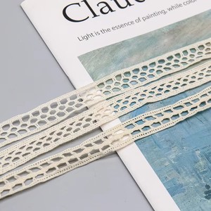 Nastro in Pizzo Francese 100% Cotone Puro, Ecologico, a Maglia Geometrica Stretta, per Cucito e Borse - Product Image 2