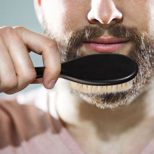 <span class=keywords><strong>Brosse</strong></span> à barbe douce ergonomique pour hommes Peigne à barbe rétro <span class=keywords><strong>Brosse</strong></span> à barbe en <span class=keywords><strong>crin</strong></span> et peigne Kit <span class=keywords><strong>de</strong></span> toilettage pour hommes - Product Image 2