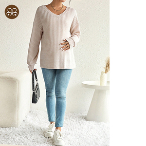 T-<span class=keywords><strong>shirt</strong></span> de maternité <span class=keywords><strong>enceinte</strong></span> à manches longues coupe ample avec col en V et épaules tombantes décontracté kaki OEM - Product Image 4
